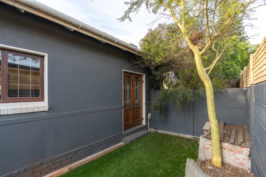 4 Bedroom Property for Sale in Thornton Western Cape